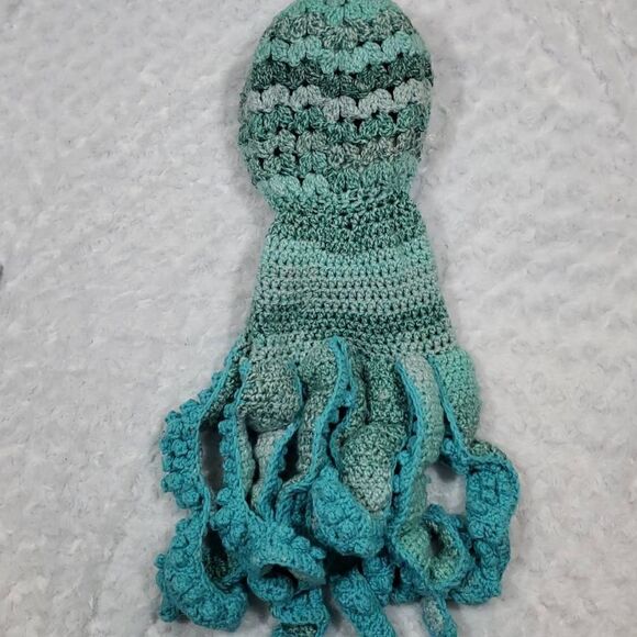 Handmade Kraken Squid Hat - Picture 6 of 6